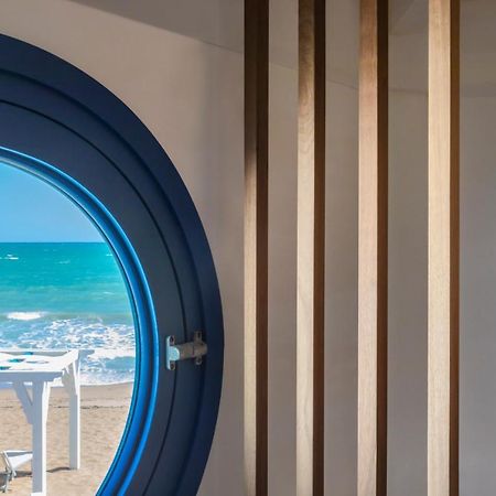 Hotel Lido Degli Scogli Crotone Kültér fotó