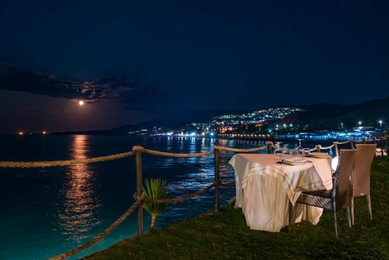 Hotel Lido Degli Scogli Crotone Kültér fotó