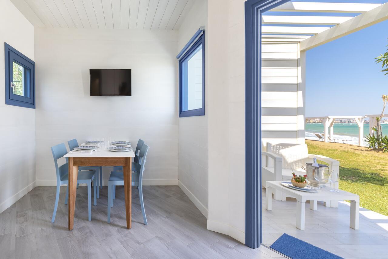 Hotel Lido Degli Scogli Crotone Kültér fotó